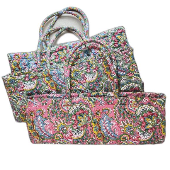 Soft Quilted Tote Bag, Floral Pattern, Designed in Italy Size: M/L Color: Pink - Picture 12 of 13